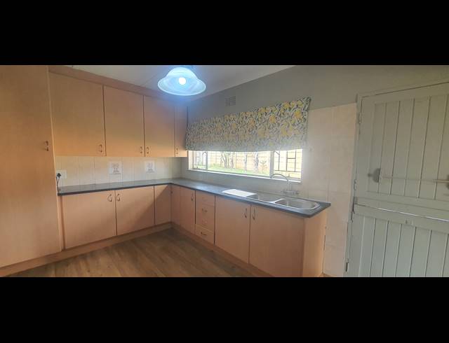 3 BEDROOM HOUSE FOR SALE IN HEIDELBERG CENTRAL